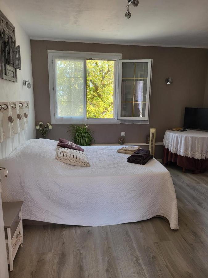 Chambre D'Hotes Le Chat Botte Espedaillac Luaran gambar