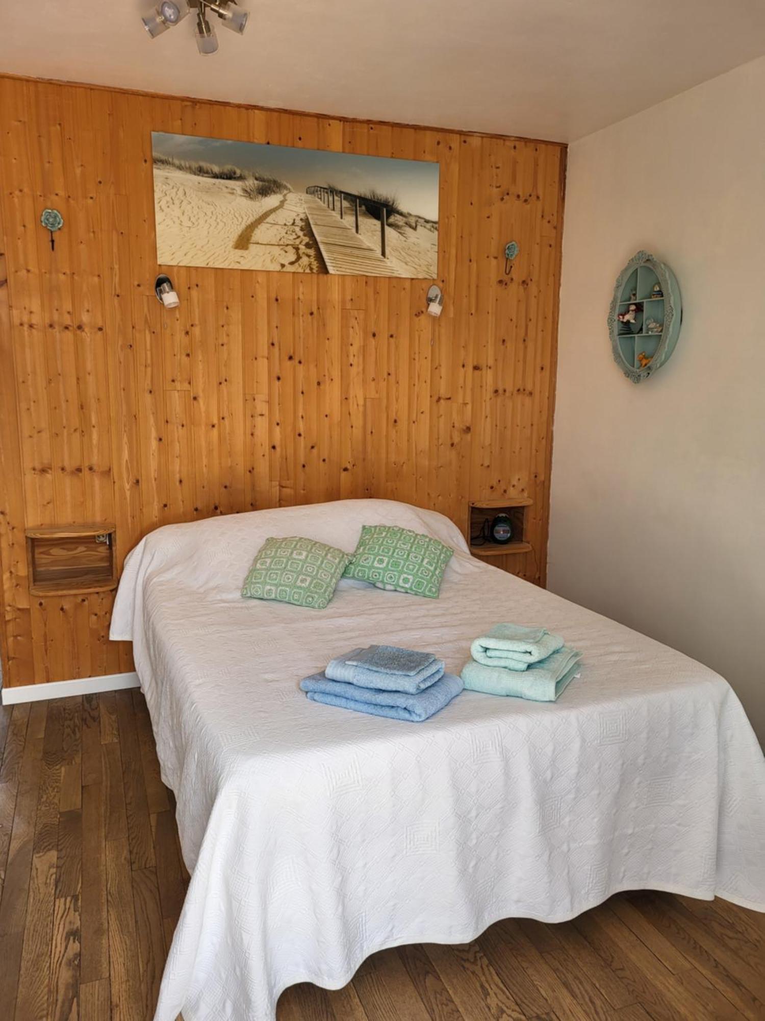 Chambre D'Hotes Le Chat Botte Espedaillac Luaran gambar
